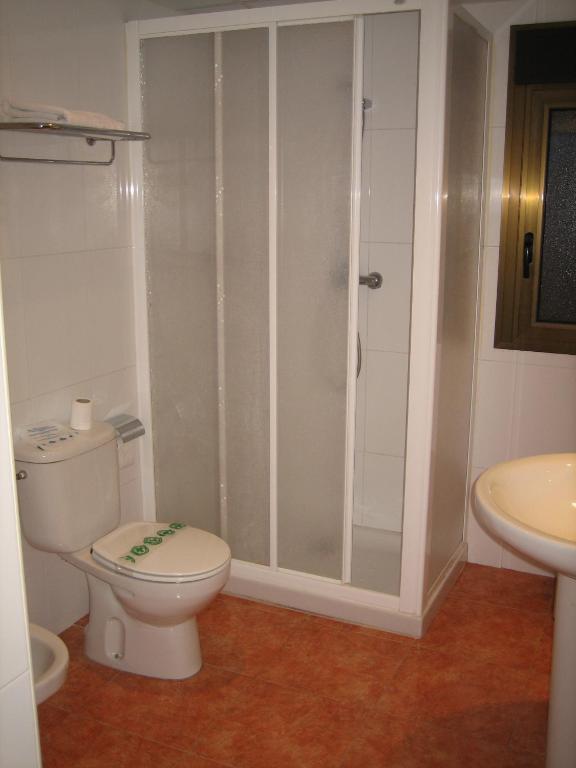Hotel Chané La Puebla De Alfinden Habitación foto