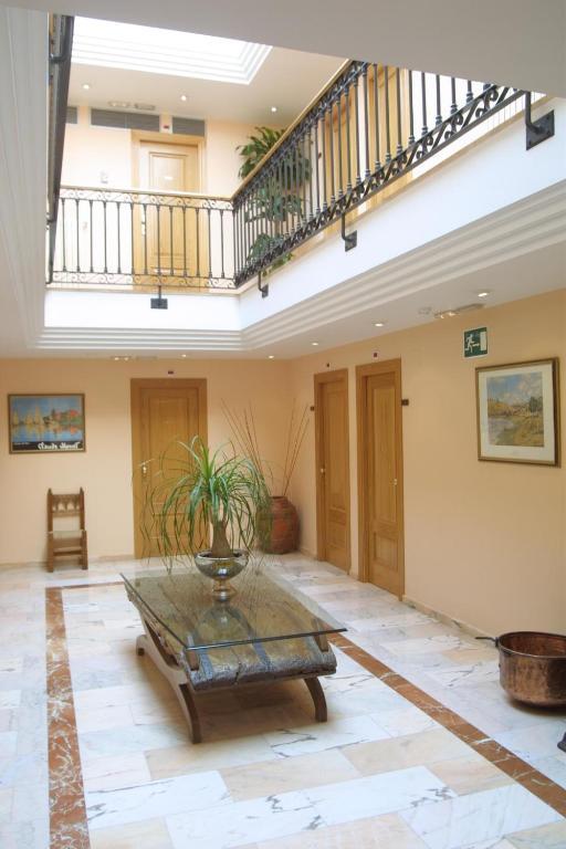 Hotel Chané La Puebla De Alfinden Habitación foto